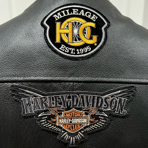 Harley Davidson Vest with Pins - Picture 2 of 10